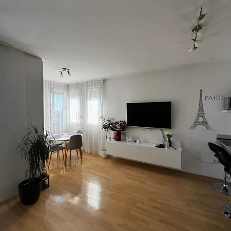 Apartment Fina's