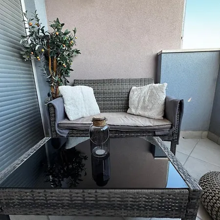 Fina's Apartment *